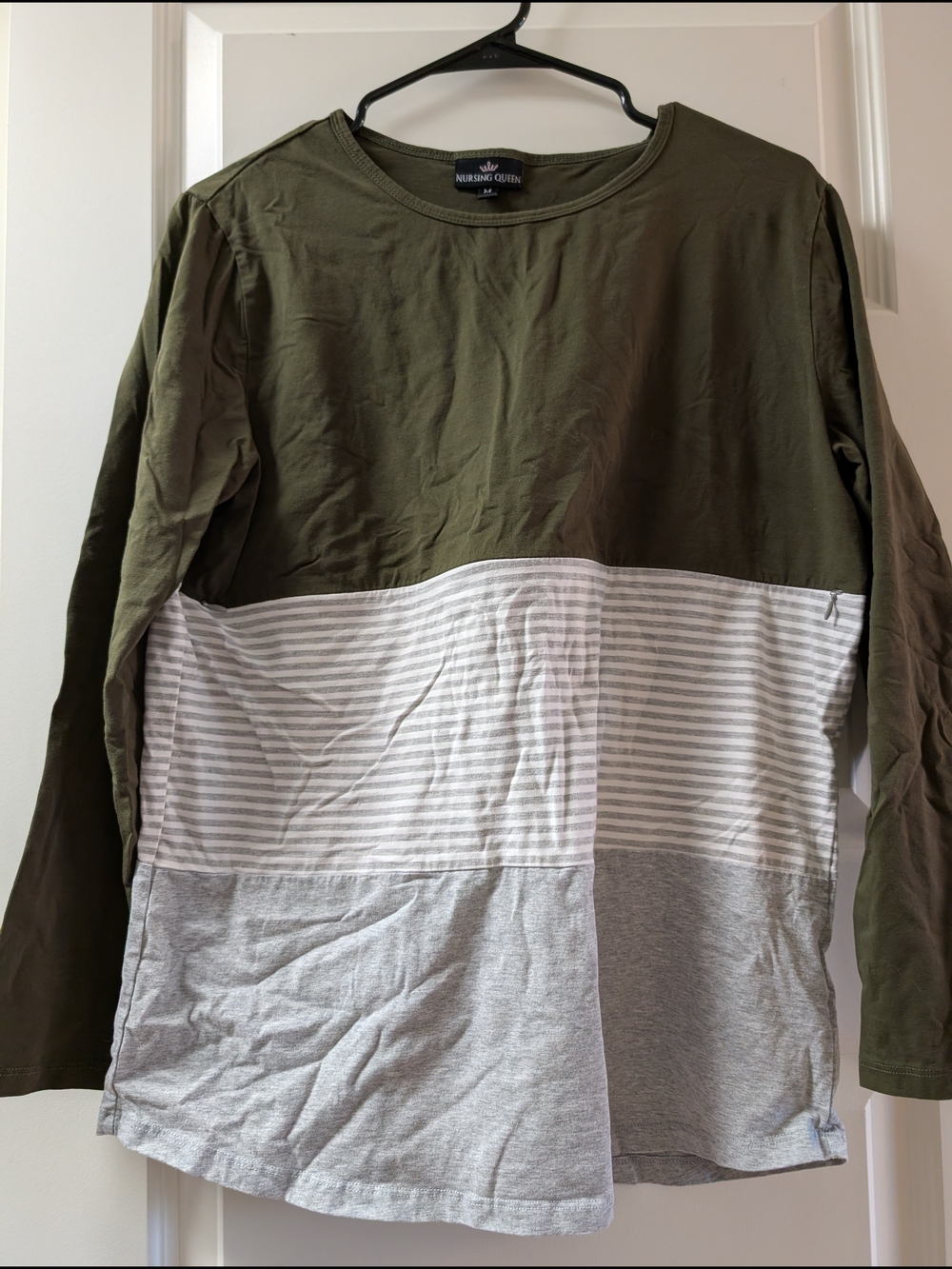 Nursing Queen Olive & Gray Colorblock Long-Sleeve Nursing Top
